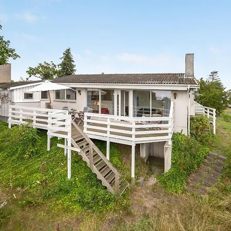 Frauke - 1km From The Sea By Interhome